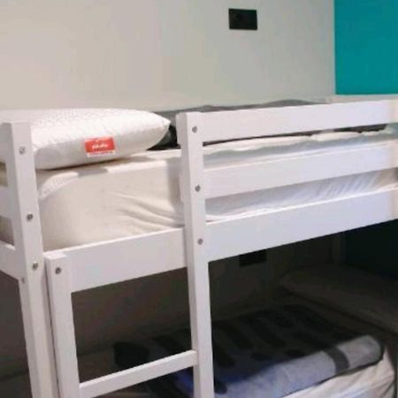 Hostel Trovadores Burgo Esterno foto