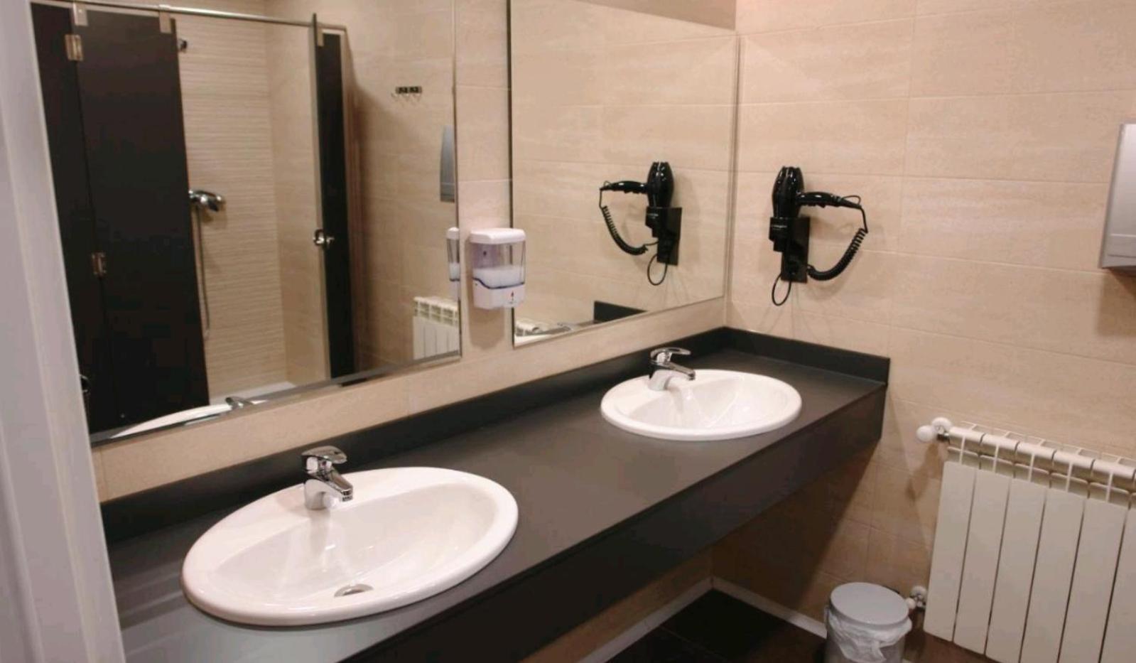 Hostel Trovadores Burgo Esterno foto