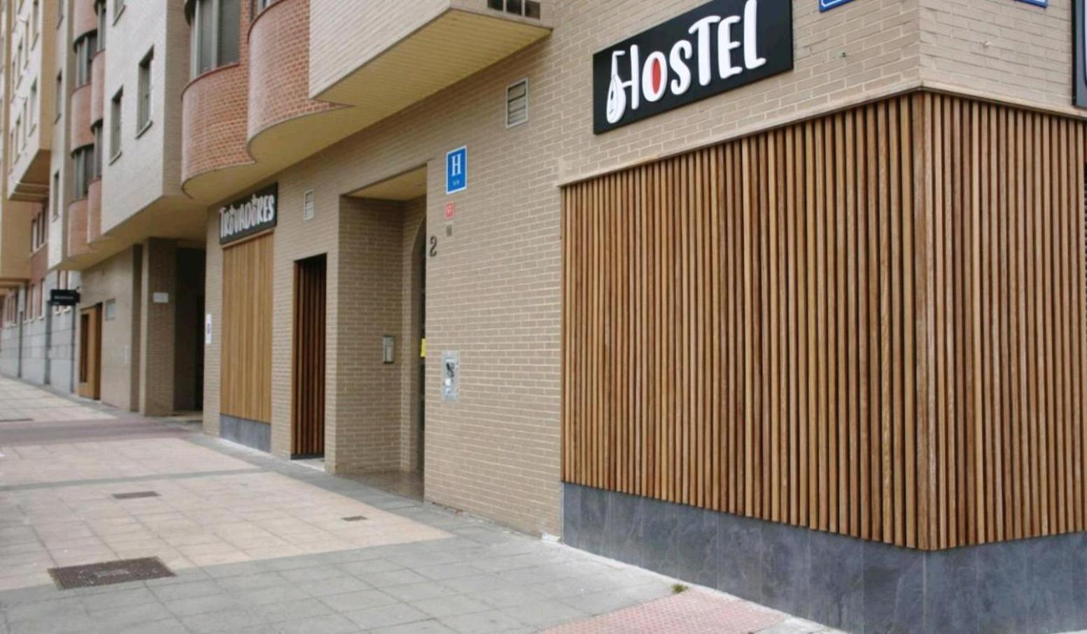 Hostel Trovadores Burgo Esterno foto